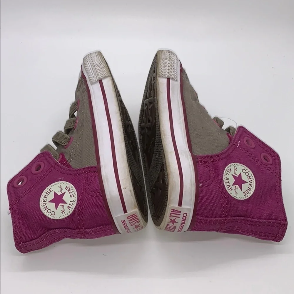 Girls High top converse all star sneakers size - 5